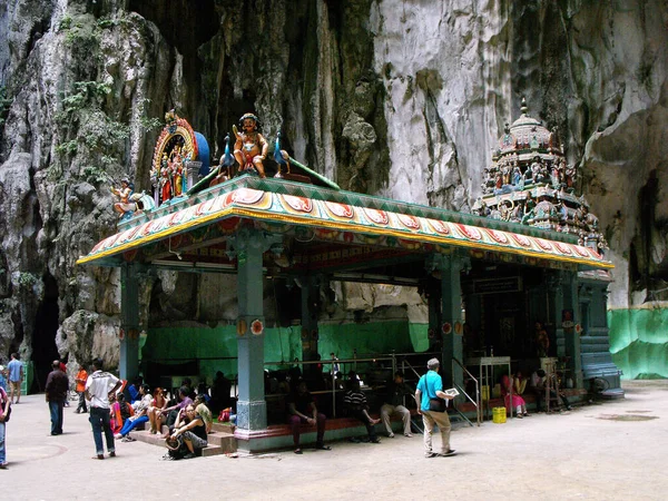 Batu Höhlen Kuala Lumpur Malaysia Januar 2016 Besucher Eines Tempels — Stockfoto