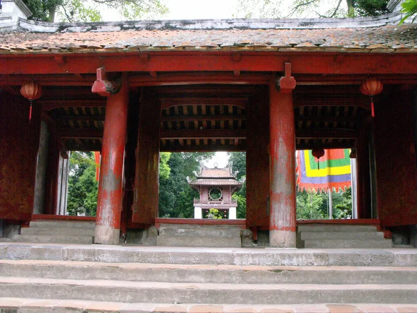 Hanoi Vietnam Haziran 2016 Edebiyat Tapınağı Kapıları Hanoi — Stok fotoğraf