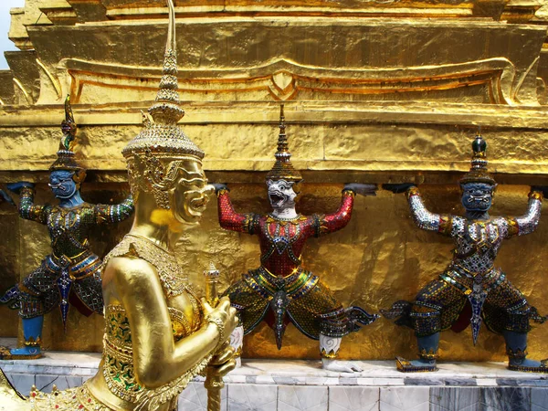 Bangkok Thailand Januari 2013 Beelden Van Mythologische Krijgers Het Koninklijk — Stockfoto