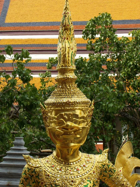 Bangkok Thailand Januari 2013 Gouden Sculptuur Van Een Mythologische Krijger — Stockfoto