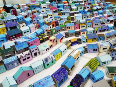 Gamcheon, Busan, Güney Kore, 29 Eylül 2016: Busan 'daki Gamcheon kültür köyünün renkli evlerinin ölçekli modeli