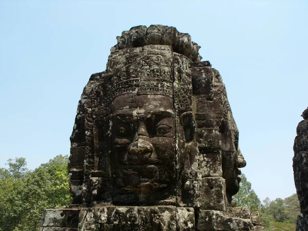 Siem Reap Kambodža Dubna 2016 Tváře Žen Vytesané Kamene Chrámu — Stock fotografie