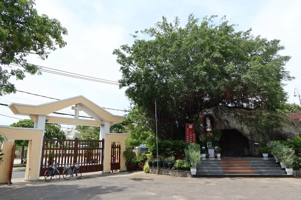 Hoi Єтнам Липня 2021 Вхід Всередину Католицької Церкви Нха Тхо — стокове фото