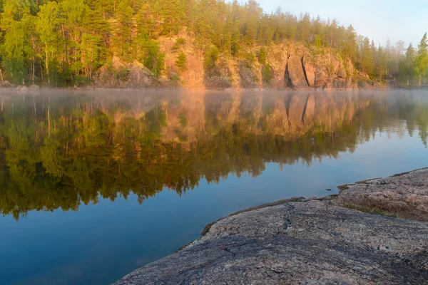 Brzy ráno na skále — Stock fotografie