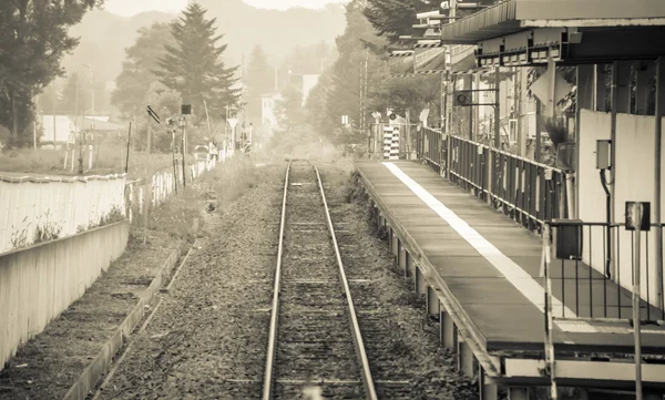 Velha estação ferroviária — Fotografia de Stock