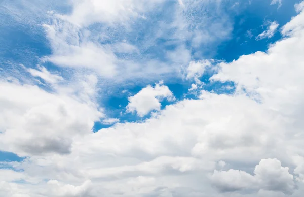 Cloudy sky — Stock Photo, Image