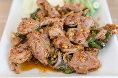 Naam tok moo, Tayland gıda