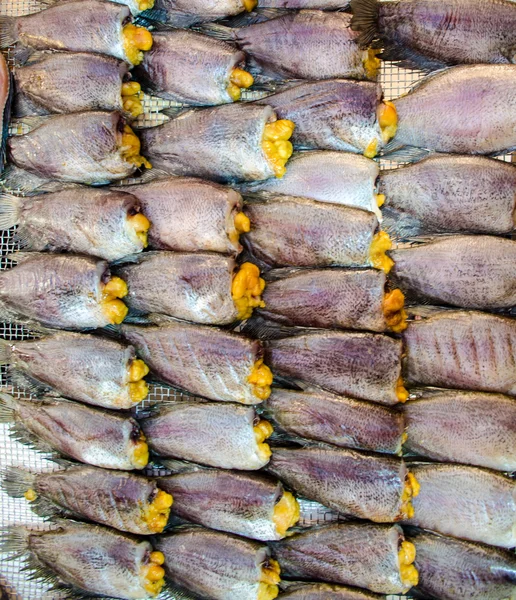 Pescado salado en el mercado —  Fotos de Stock