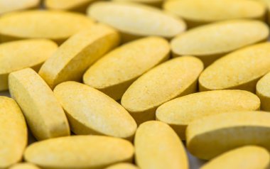 C vitamini tabletleri makro portre