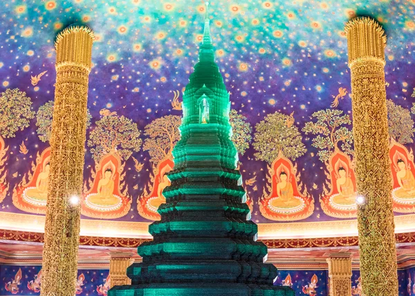 Pagoda verde en Wat Paknam Phasicharoen —  Fotos de Stock