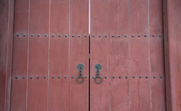 Gate and door lock of Korean Palace closeup — Stock Photo, Image