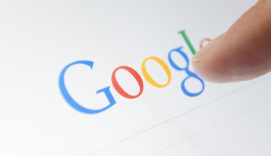 Google ile parmak dokunmatik ekran üzerinde