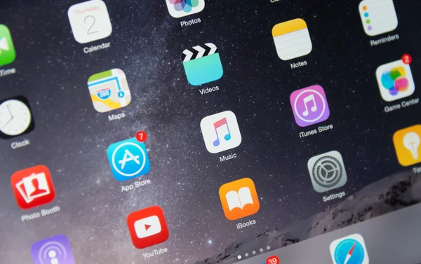 Pantalla Apple iPad con aplicación de música Apple — Foto de Stock