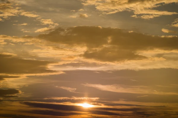 Cor bonita cooper céu por do sol — Fotografia de Stock