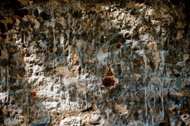 Tuğla duvar beton arka plan güneş ışığı ile harap