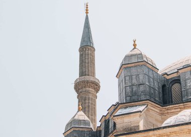 1574 'te Mimar Sinan tarafından inşa edilen Selimiye Camii' nin minaresi. İslam ve Osmanlı mimarisinin bir örneği.