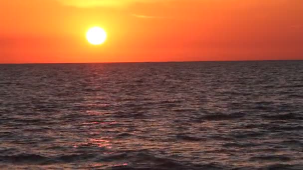 Noite do pôr do sol Oceano — Vídeo de Stock