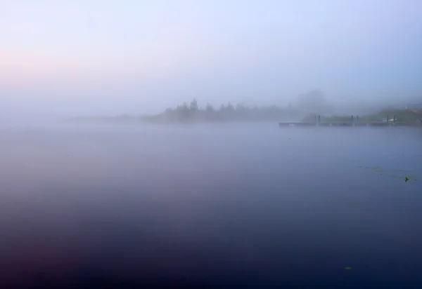 Morning Nature Scene Landscape Fog Mist Sky Reflected Water Surface — Stock Photo, Image