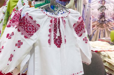 el yapımı geleneksel kıyafetleri