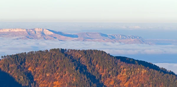 Aerial view mountains clouds — Stock Photo, Image