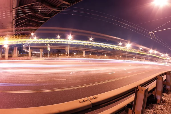 道路トラフィック ライト トレイル夜 — ストック写真