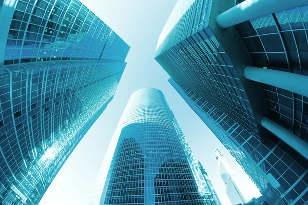 Perspektiva mrakodrapy Office modrý — Stock fotografie