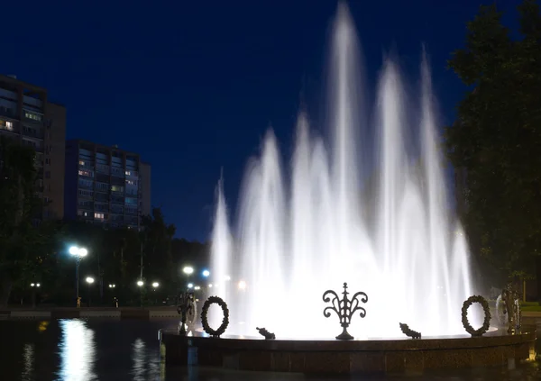 Fountain night city — Stock Photo, Image