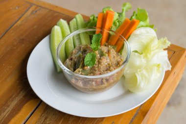 Baharatlı patlıcan biber Sos