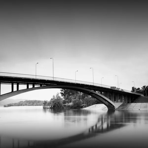 长时间曝光的桥梁 — 图库照片