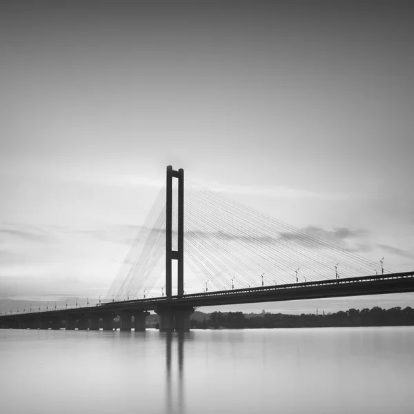 Langzeitbelichtungsbrücke — Stockfoto