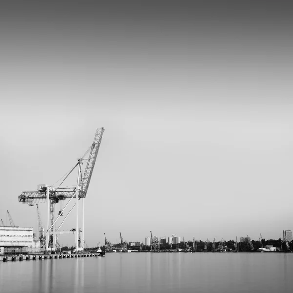 Reflexão industrial — Fotografia de Stock