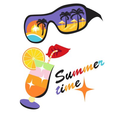 Plaj resmi, kokteyl, gün batımını ve palmiye ağaçlarını yansıtan büyük bardaklar.. 