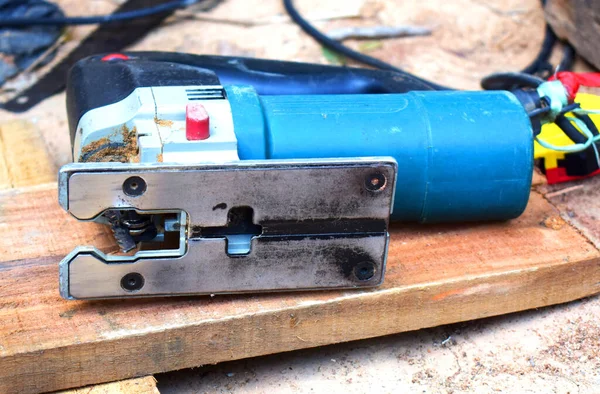 Elektrikli Ağaç Kesici, Ağaç Değirmeni
