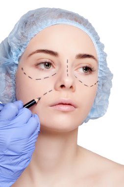 Güzel ve genç birbayan delikli çizgiler plastik cerrahi operasyon