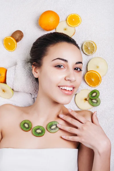 Máscaras faciales de frutas caseras naturales — Foto de Stock