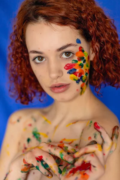 Close Portrait Red Curly Haired Woman Young Cheerful Soiled Paint — Stock Photo, Image