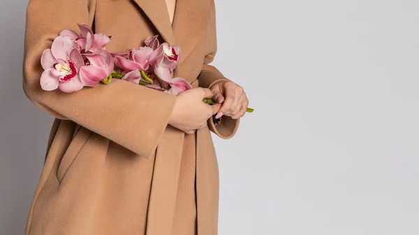 Seductive Blonde Woman Brown Jacket Posing Studio Grey Background Elegant — Stock Photo, Image