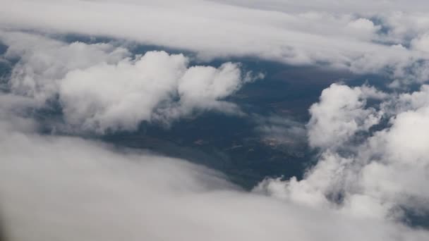Nubes Vista Desde Ventana Del Avión Vista Campos Prados Vista — Vídeo de stock