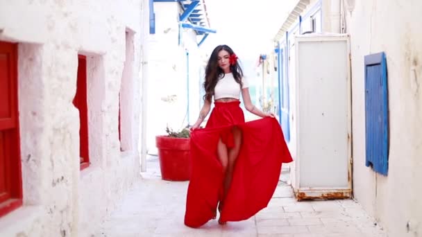 Happy Woman Red Long Skirt Red Flower Her Hair Young — Αρχείο Βίντεο