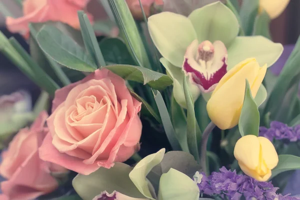 Bouquet of pink rose gentle tones — Stock Photo, Image