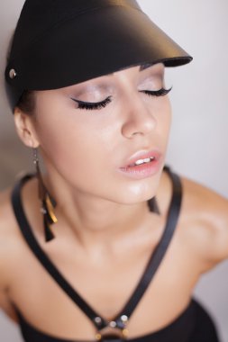 Yakın çekim portre güzel seksi genç kadın