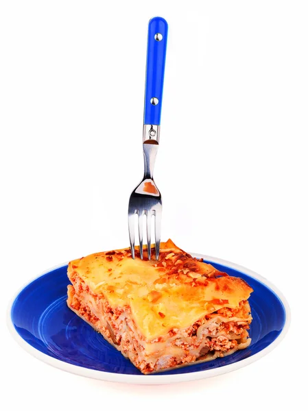 Lasagneplatte isoliert auf weiß — Stockfoto