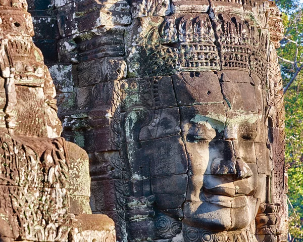 Estátua do templo Prasat Bayon, Angkor, Camboja — Fotografia de Stock