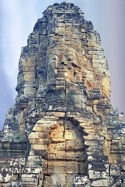 Estátuas do templo de Bayon, Angkor, Siem Reap, Camboja — Fotografia de Stock