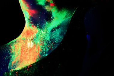 Floresan boya soyut stüdyo vücut vurdu