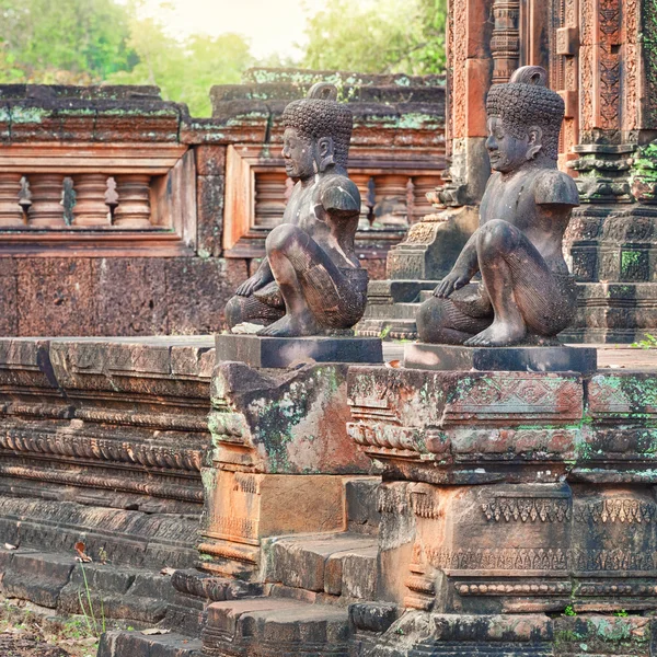 Banteay Srei templo Dvarapala estátuas, Camboja — Fotografia de Stock