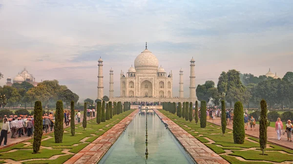Taj Mahal, Agra, Uttah Pradesh, India — Foto de Stock