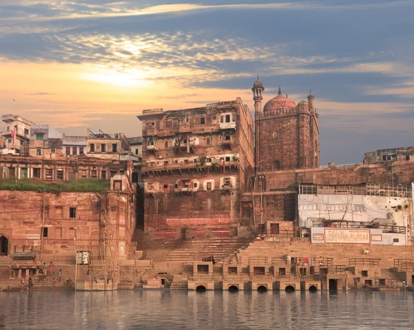 Heiliger ghat von varanasi, tote stadt — Stockfoto