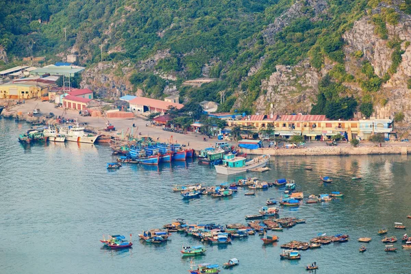 Aziatische haven van Halong Bay — Stockfoto