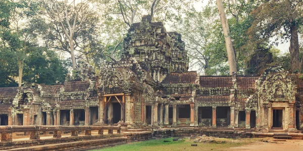 Templo de Ta Prohm portão antigo, Angkor — Fotografia de Stock